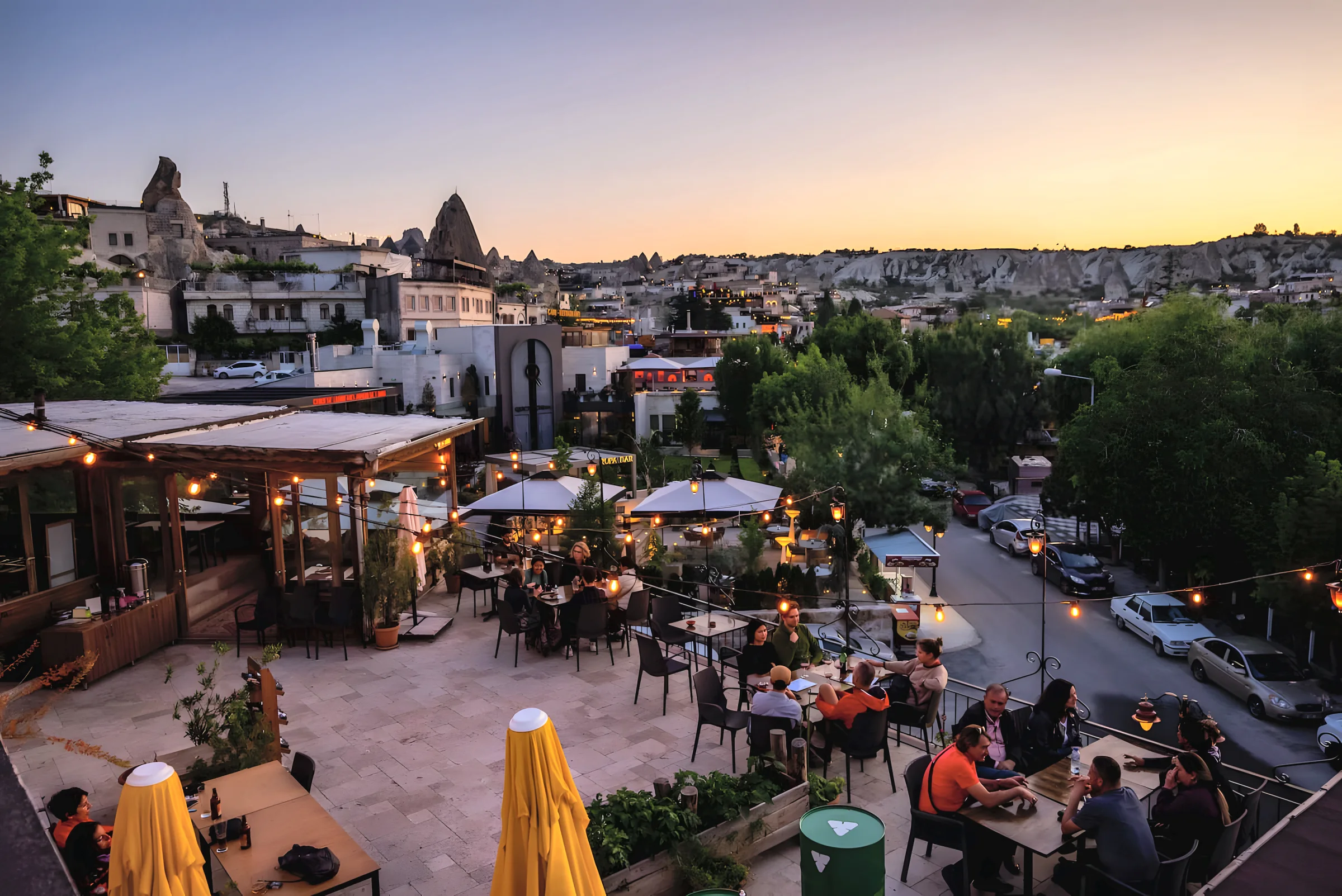 Savour dinner and a selection of wines